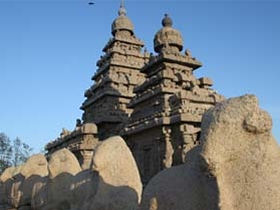 The Golden Chariot luxury train tour in India